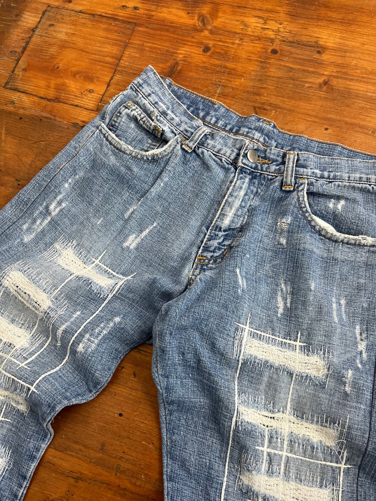 YAZ GATO Japanese 2000s Ripped / Faded Denim Bootcut Jeans