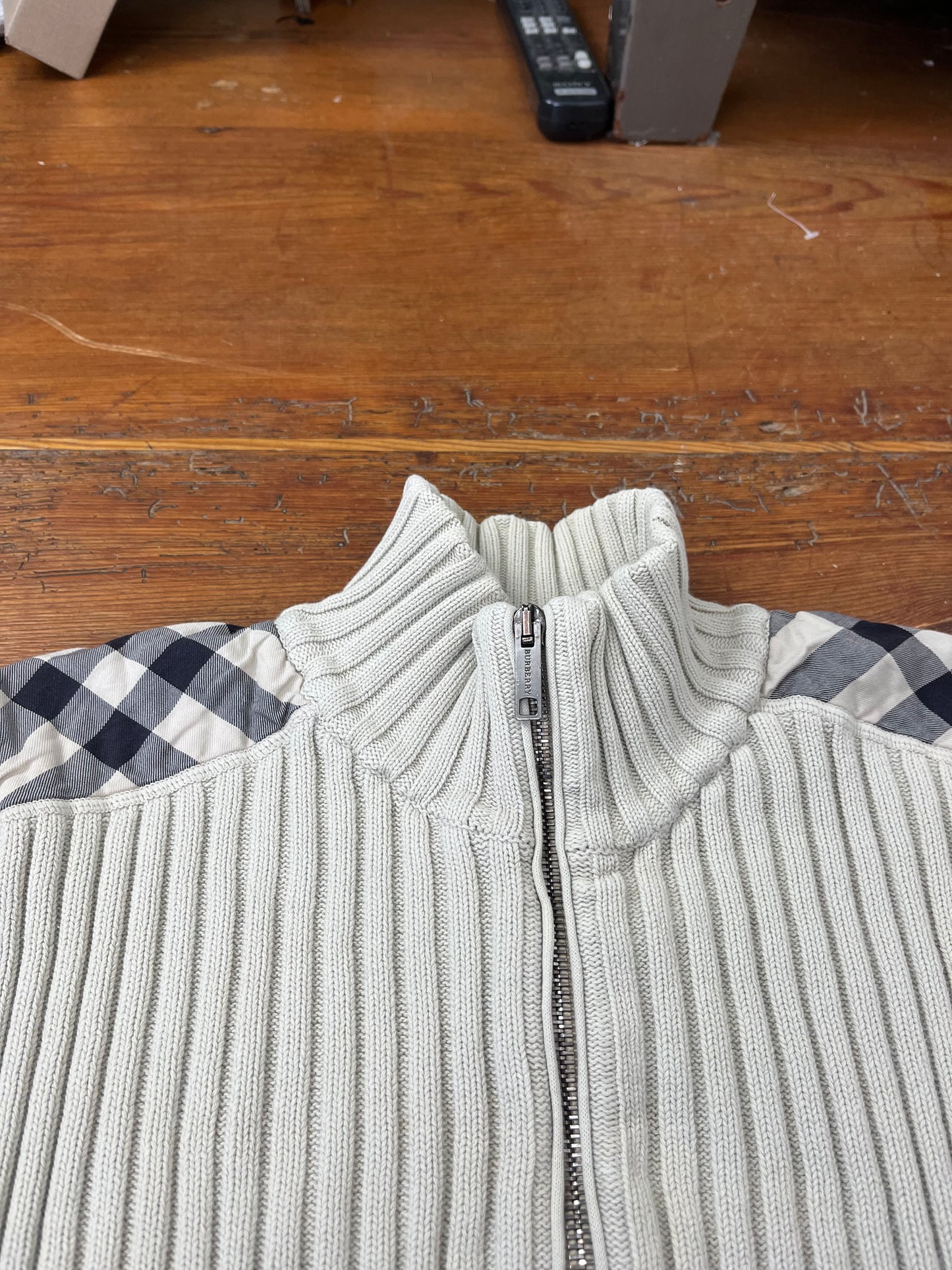 Burberry 2000s KNIT / STRICK ZIPPER