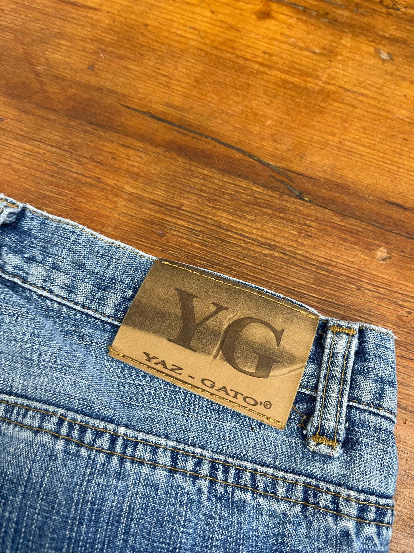 YAZ GATO Japanese 2000s Ripped / Faded Denim Bootcut Jeans