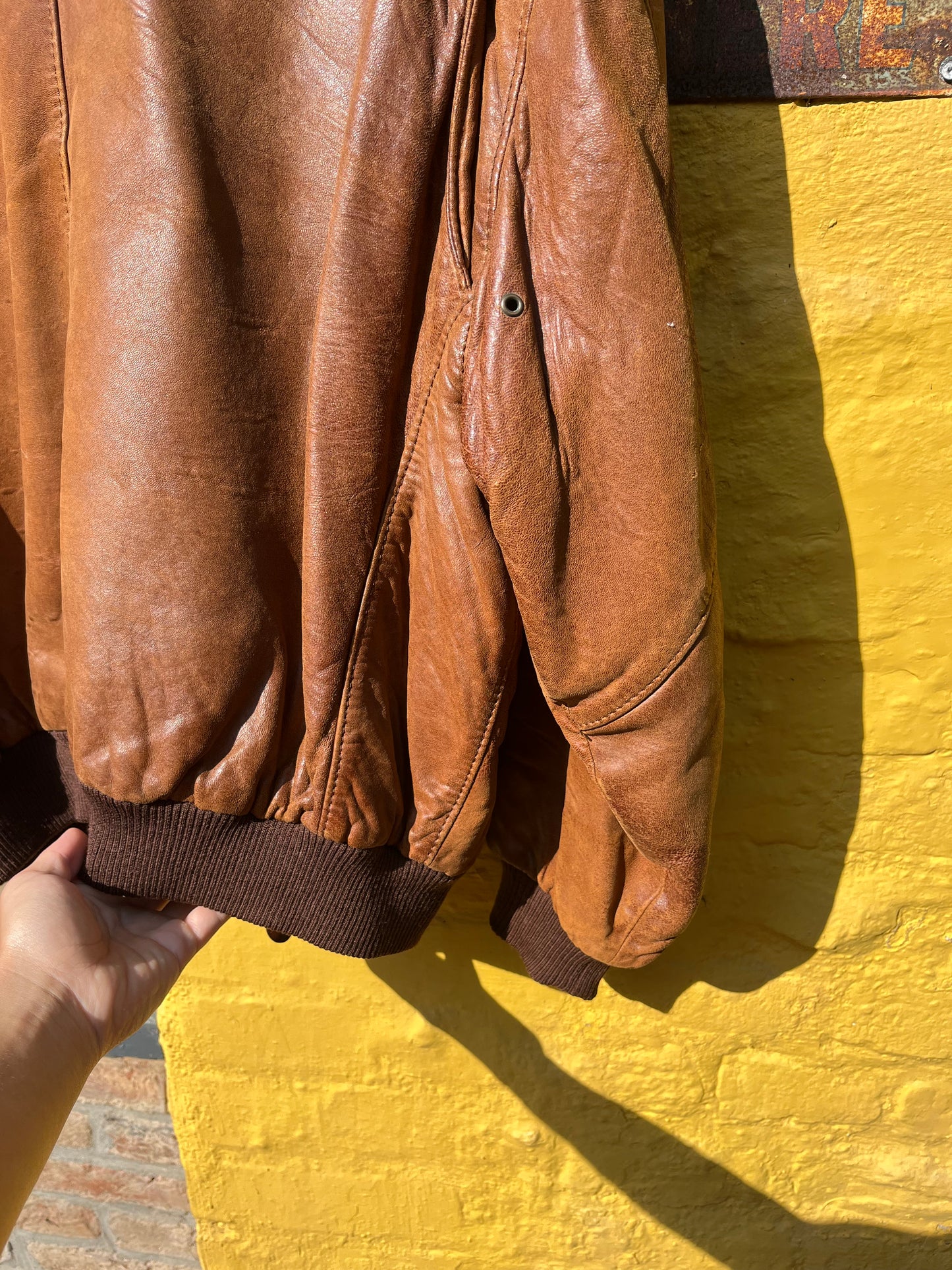 HUGO BOSS cognac brown tone bomber ca. 1980´s