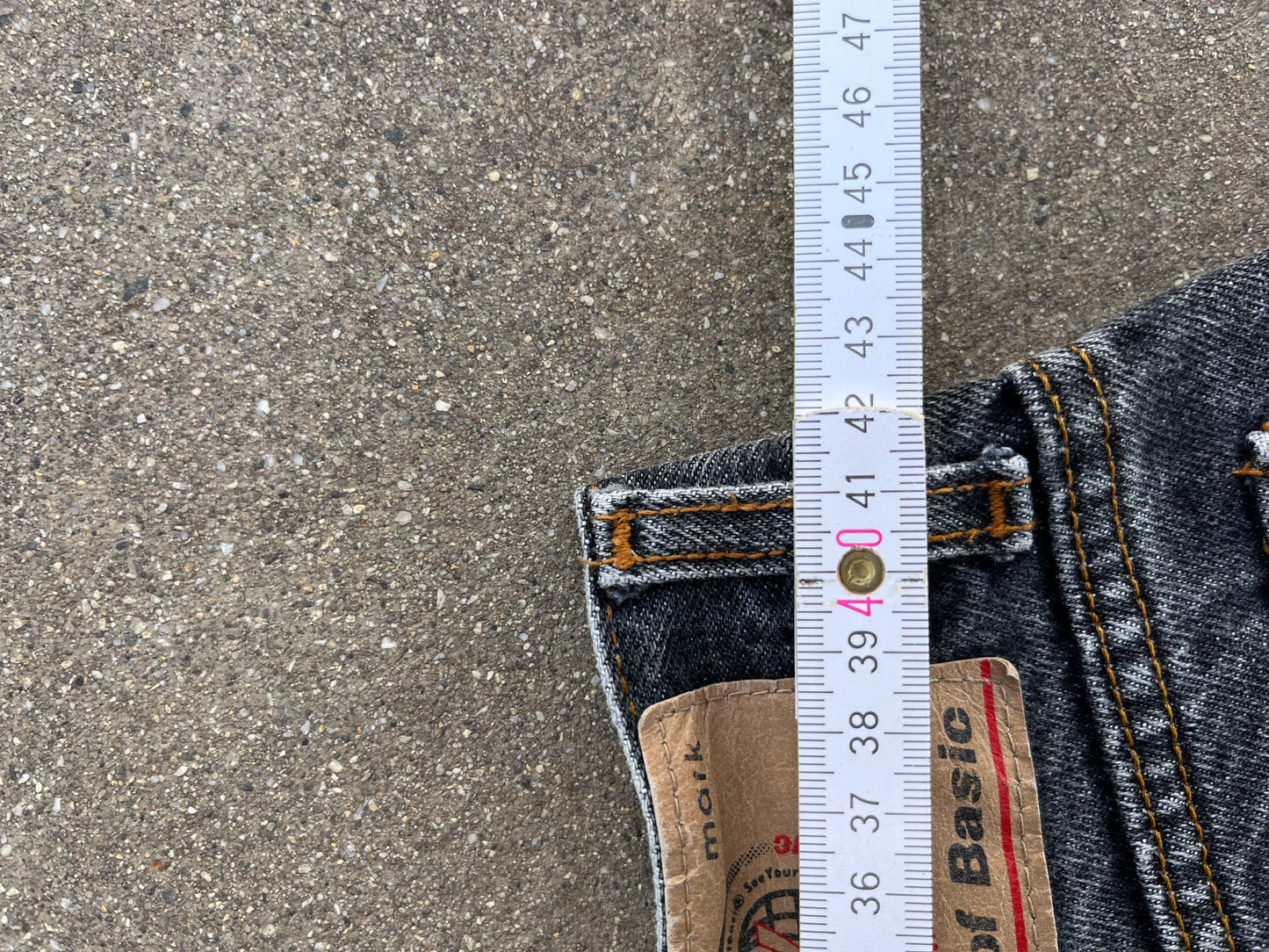 Grey wash wide pants