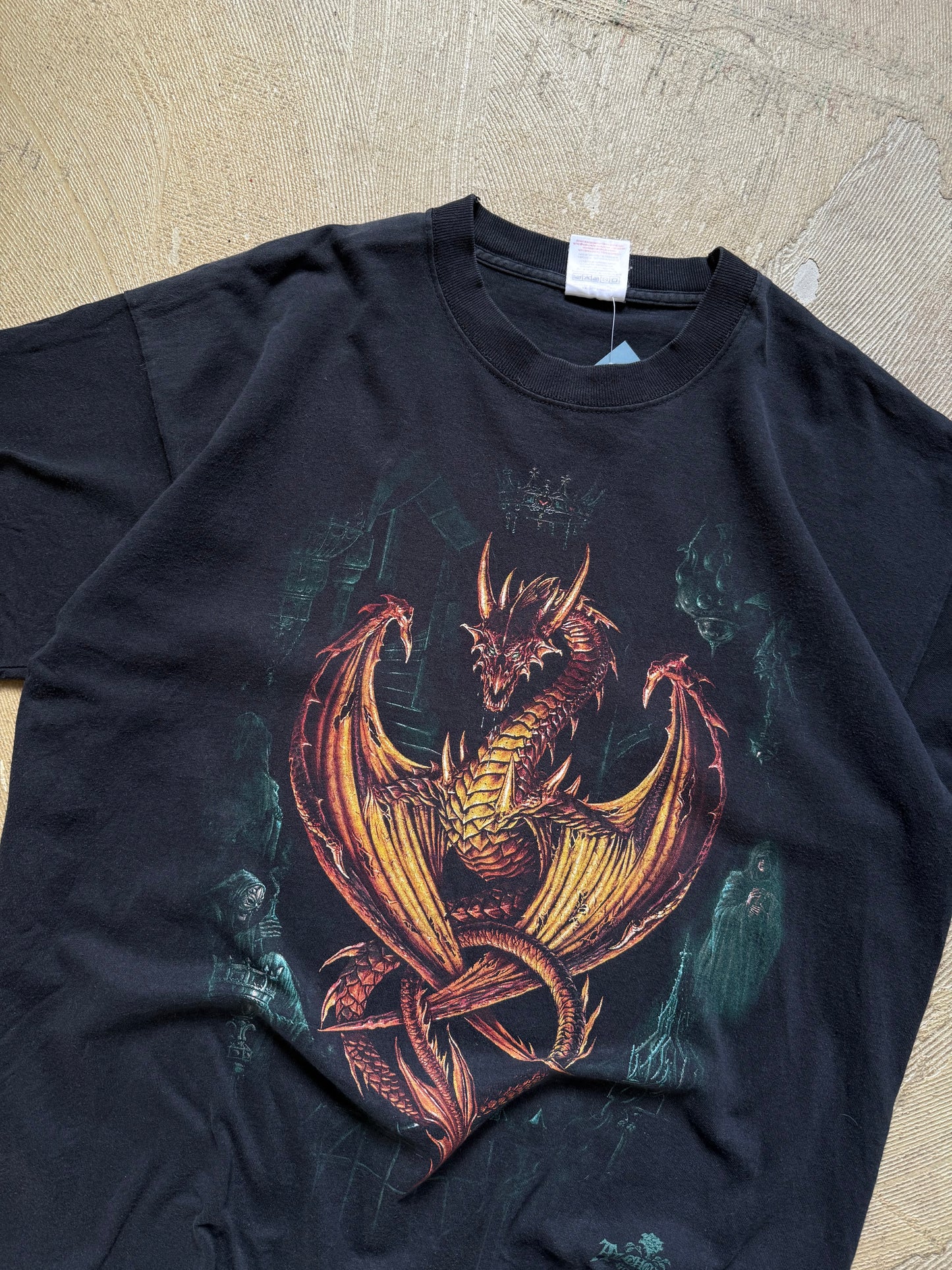 Alchemy Dragon 00´s black shirt
