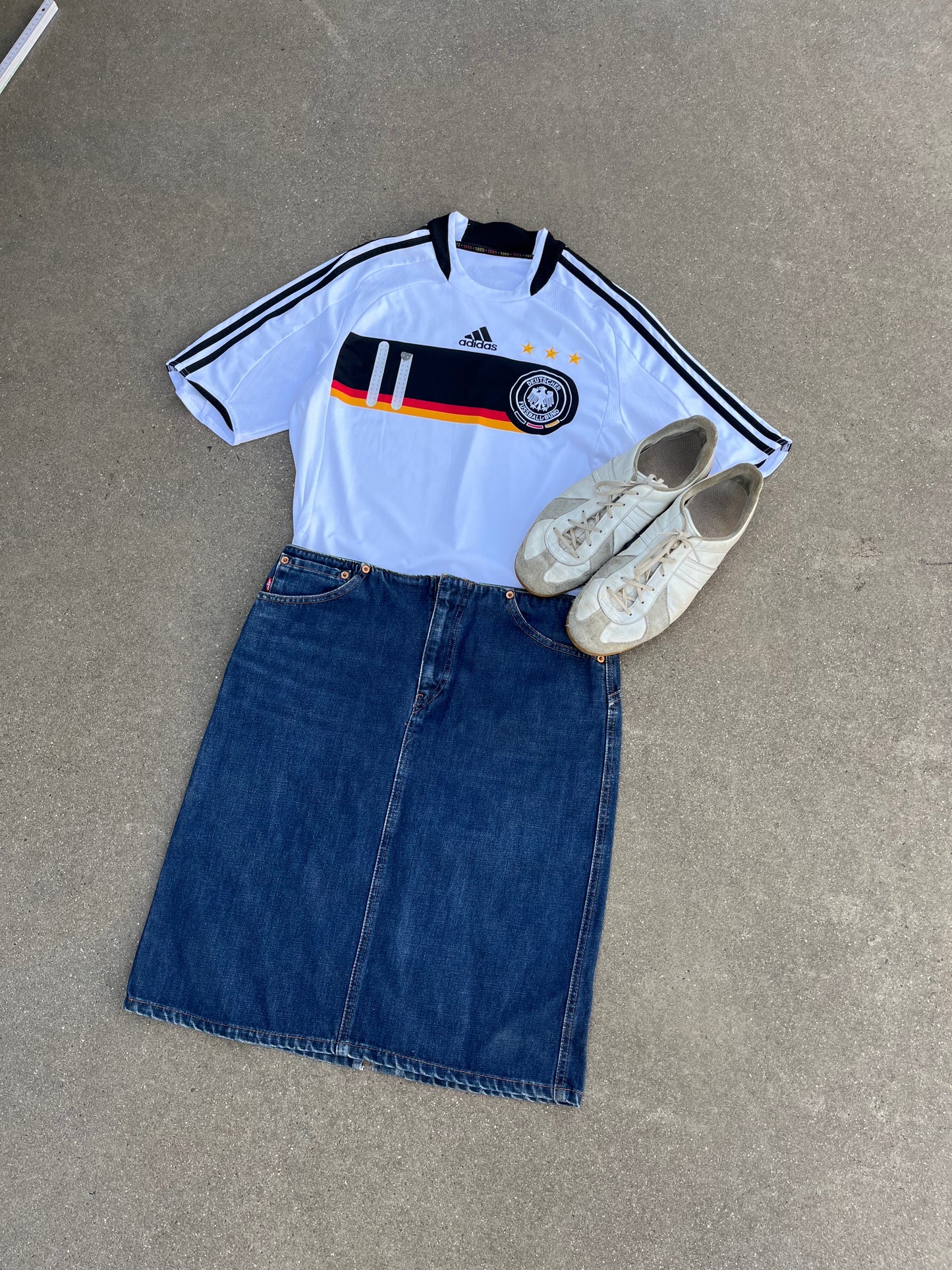 Levis denim skirt