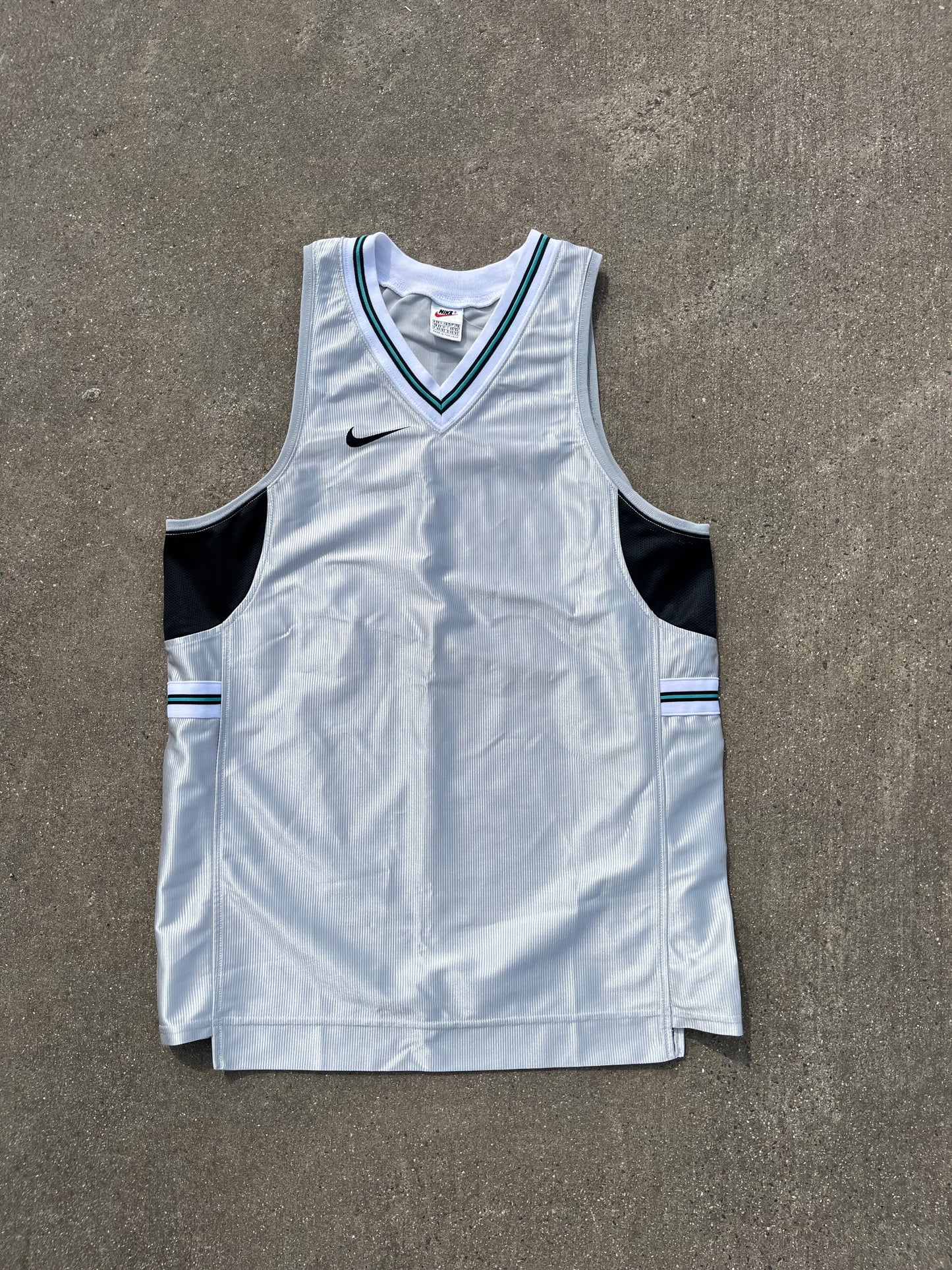 90´s Nike silver tank top