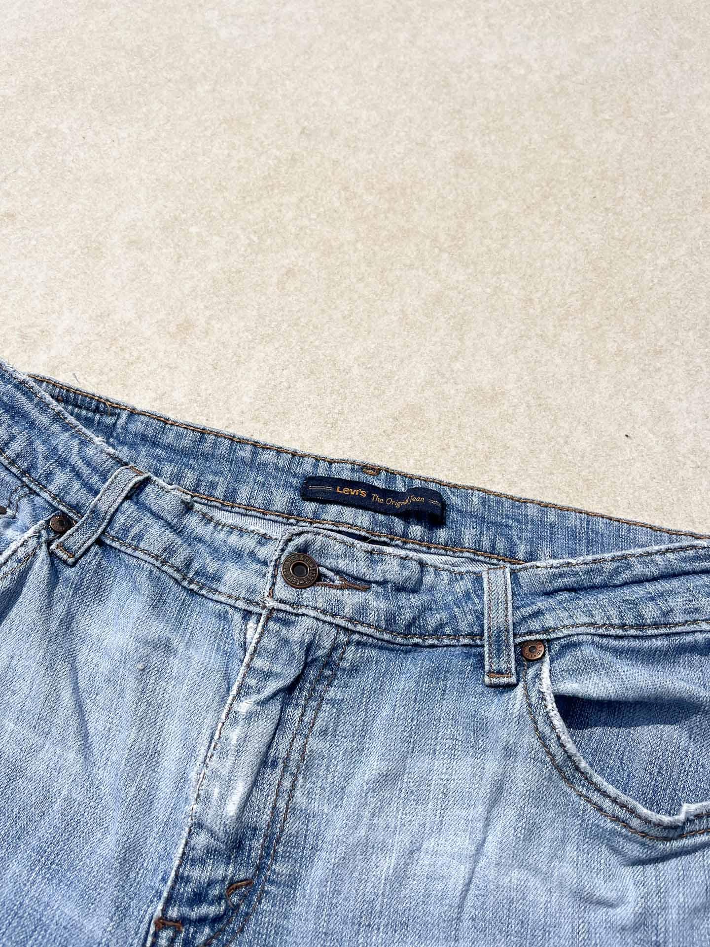 Levis mid rise skinny shorts - secondvintage