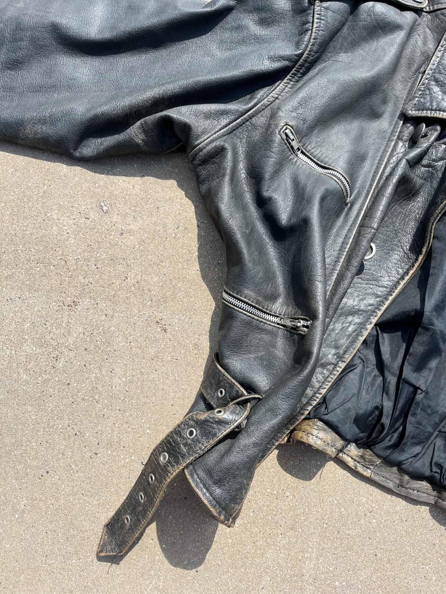 Heavy vintage leather jacket (crazy faded) - secondvintage