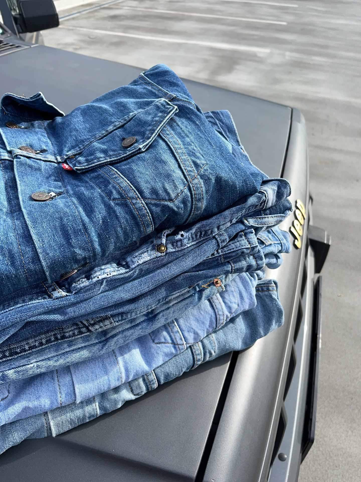 Levi’s (crazy) faded denim jacket (made in U.SA) - secondvintage