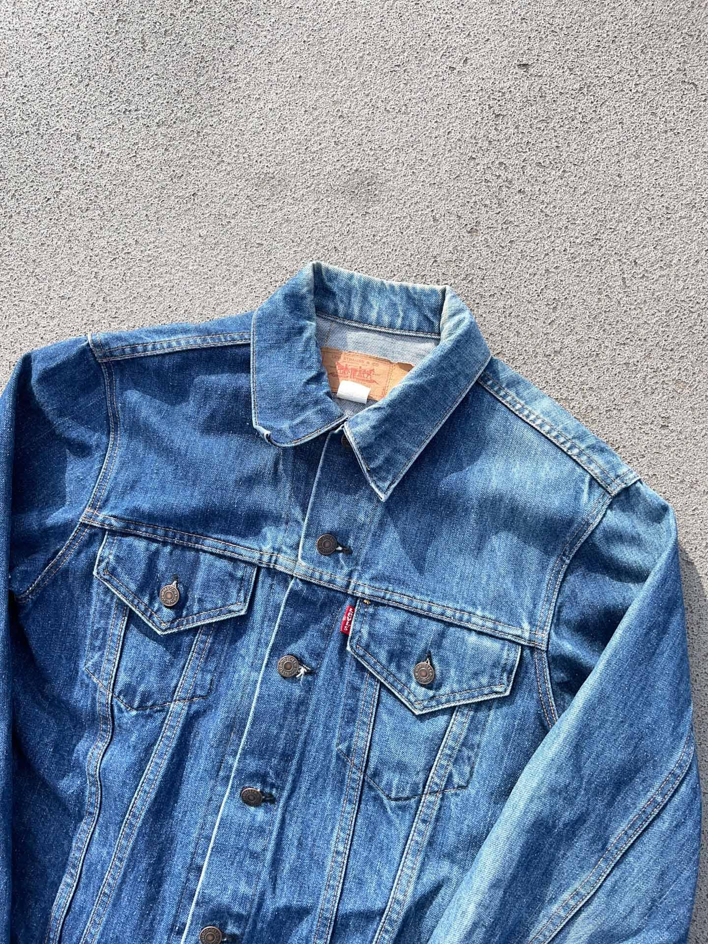 Levi’s (crazy) faded denim jacket (made in U.SA) - secondvintage