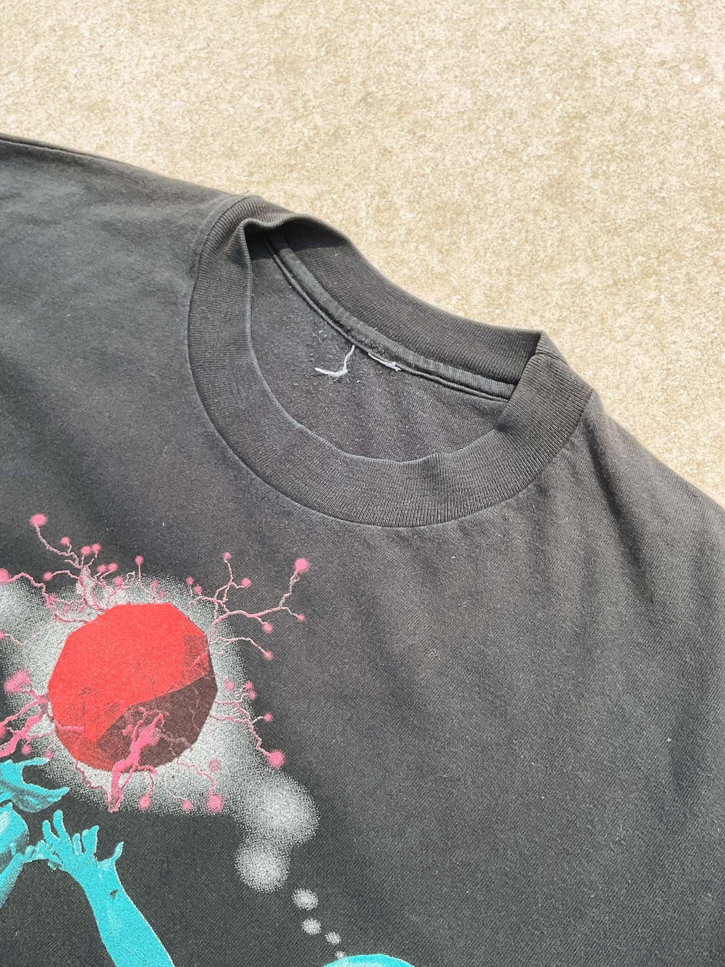 Vintage graphic shirt - secondvintage