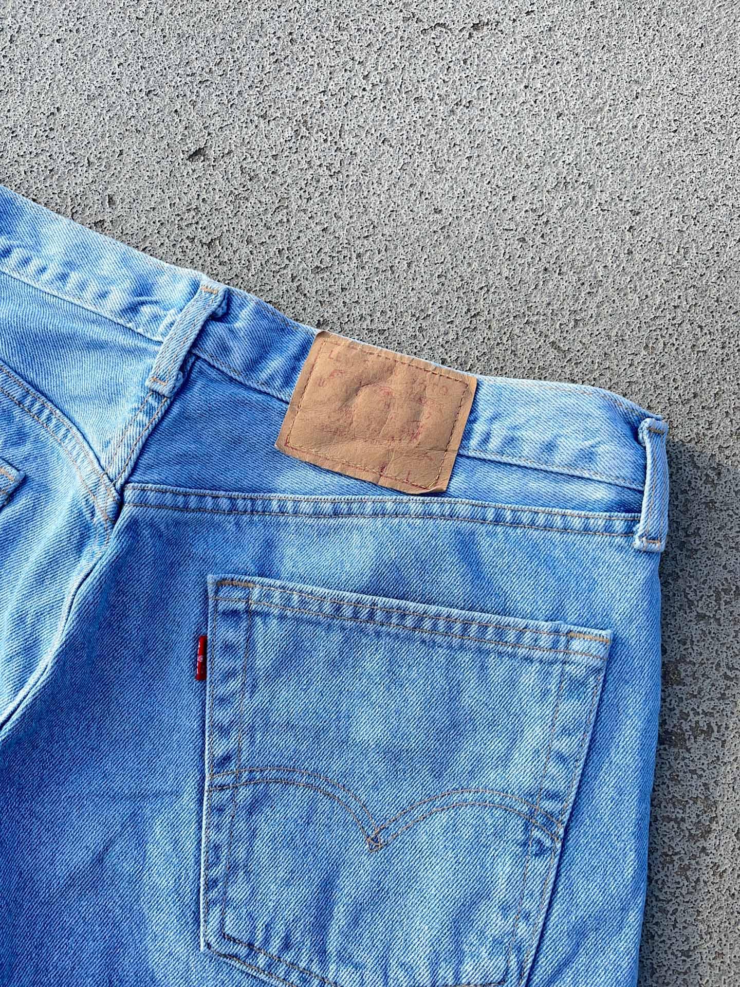 Levi’s 518 Bootcut - secondvintage