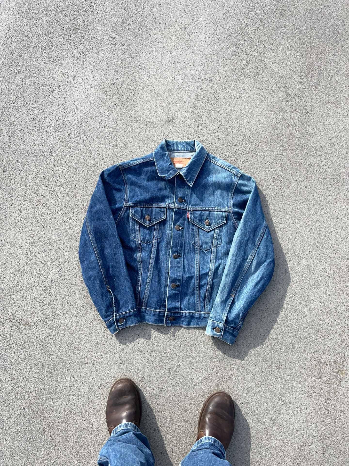 Levi’s (crazy) faded denim jacket (made in U.SA) - secondvintage