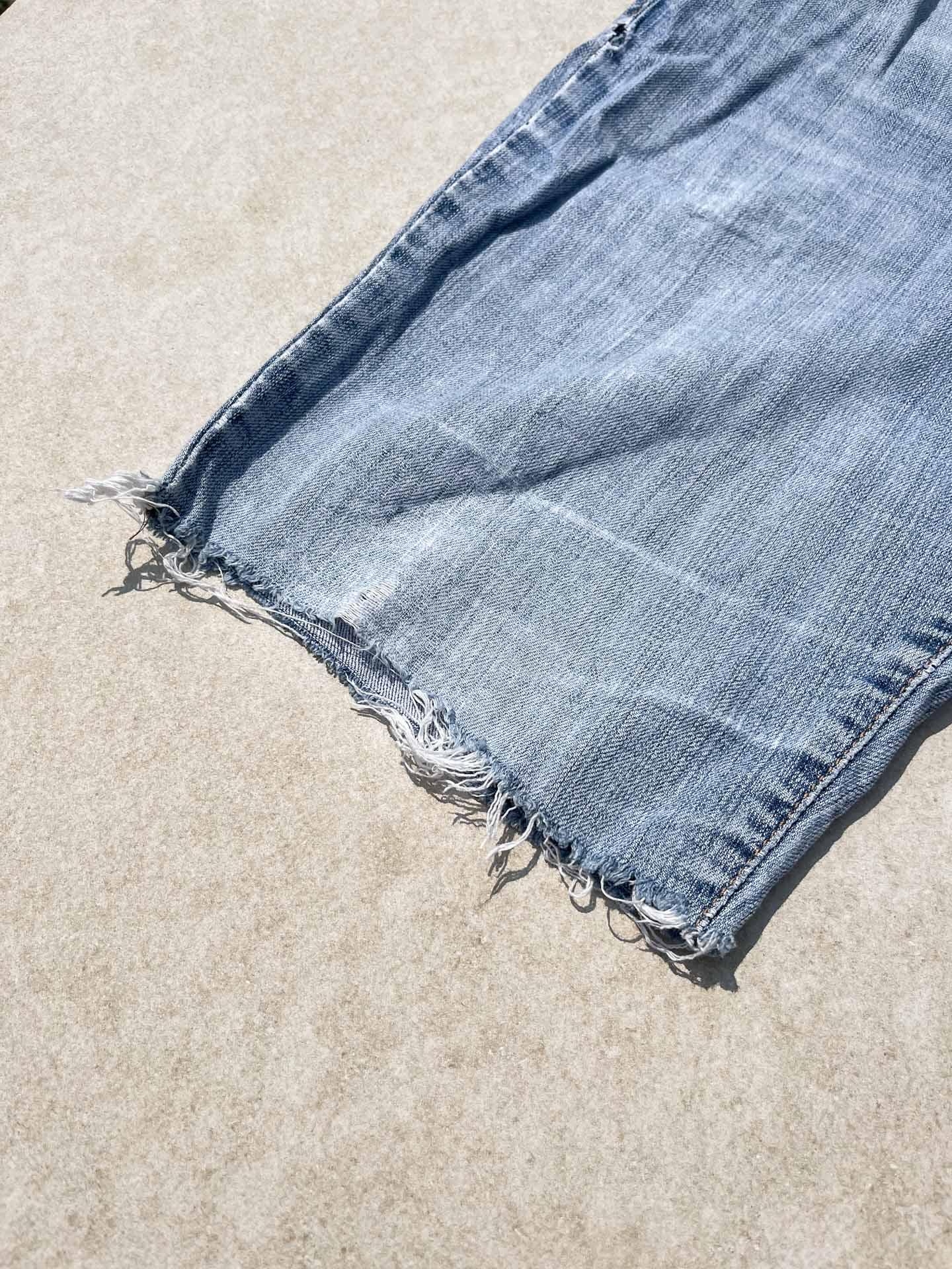 Levis mid rise skinny shorts - secondvintage