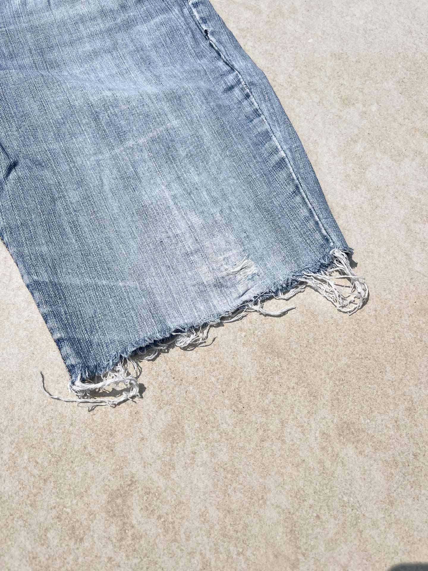 Levis mid rise skinny shorts - secondvintage