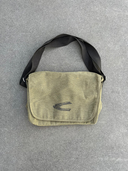 Camel shoulder bag