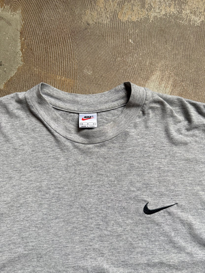 vtg Nike boxy cut off