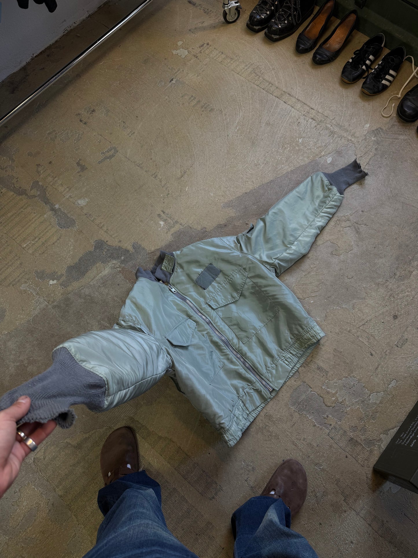 vtg us army cropped rare bomber jacket