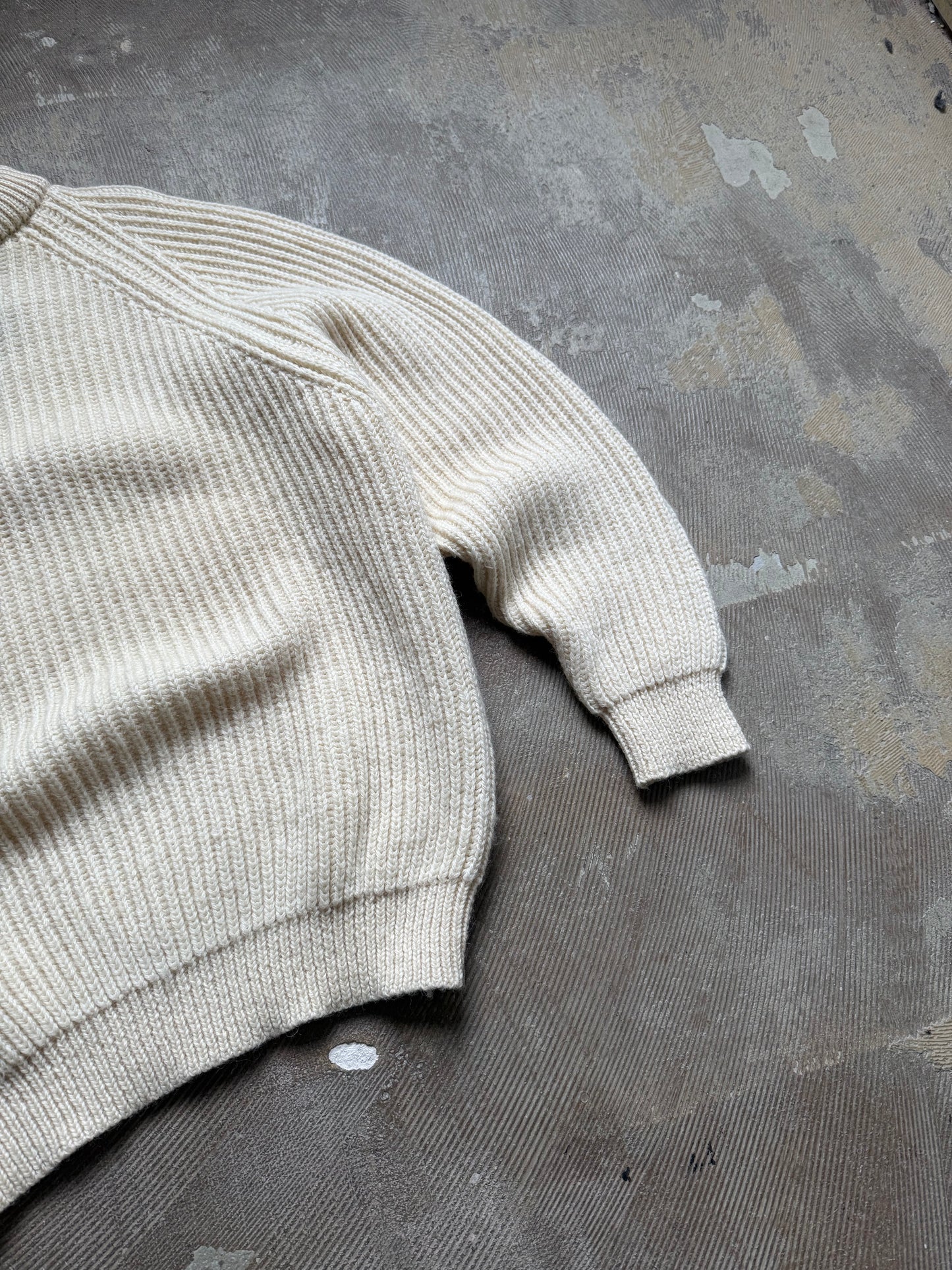 vtg wool pullover made in England