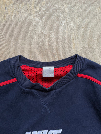Nike 00s Sweater