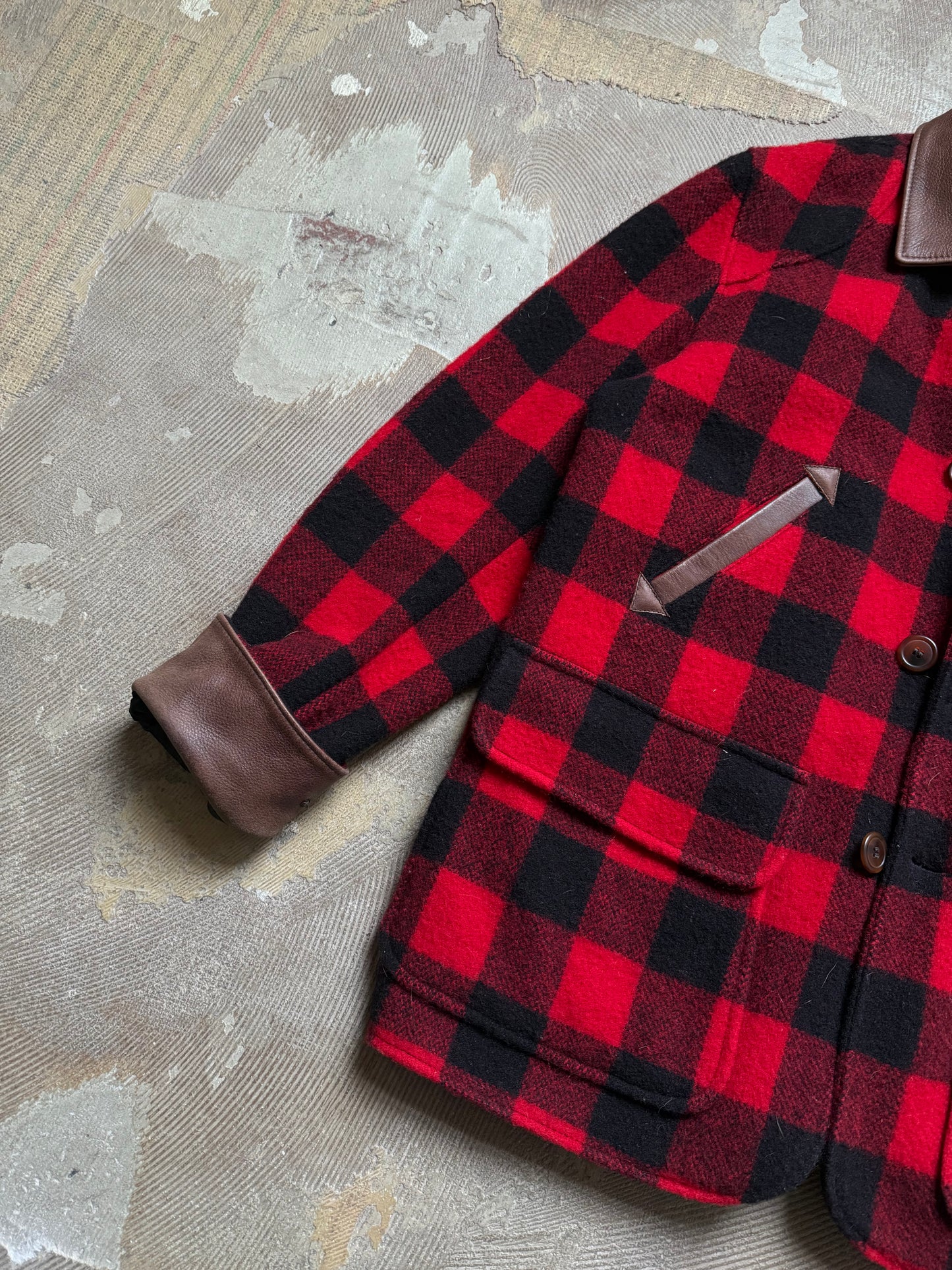 ROOTS made in Canada Buffallo Plaid Wool & Leather
