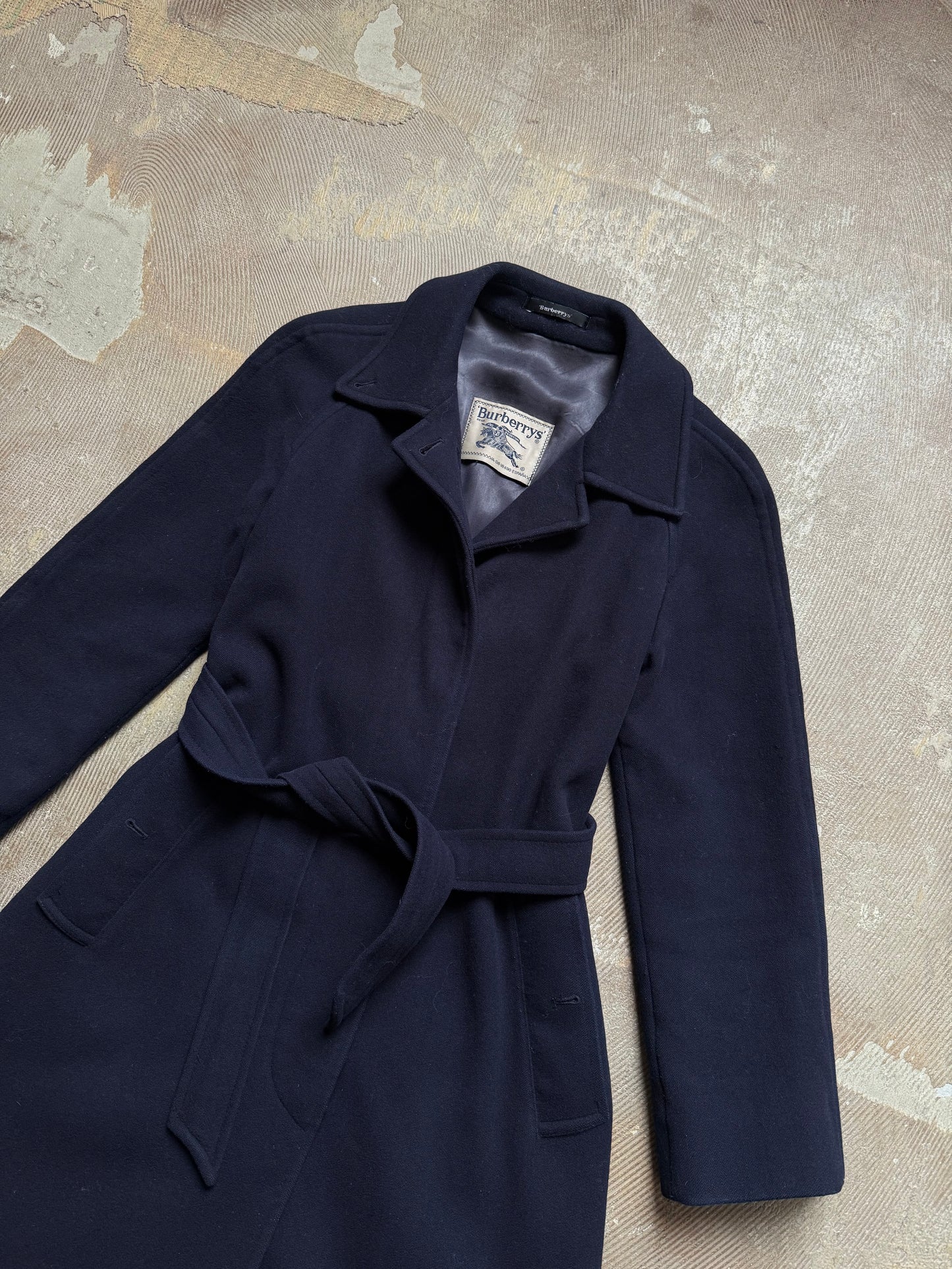 vtg Burberry‘s Wool Coat (women)