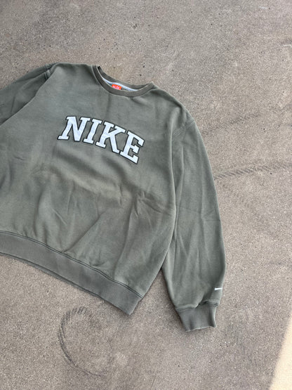 NIKE Spellout Sweater