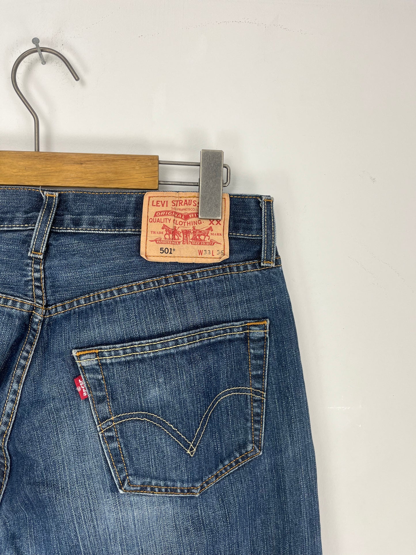 LEVIS 501 dark blue denim