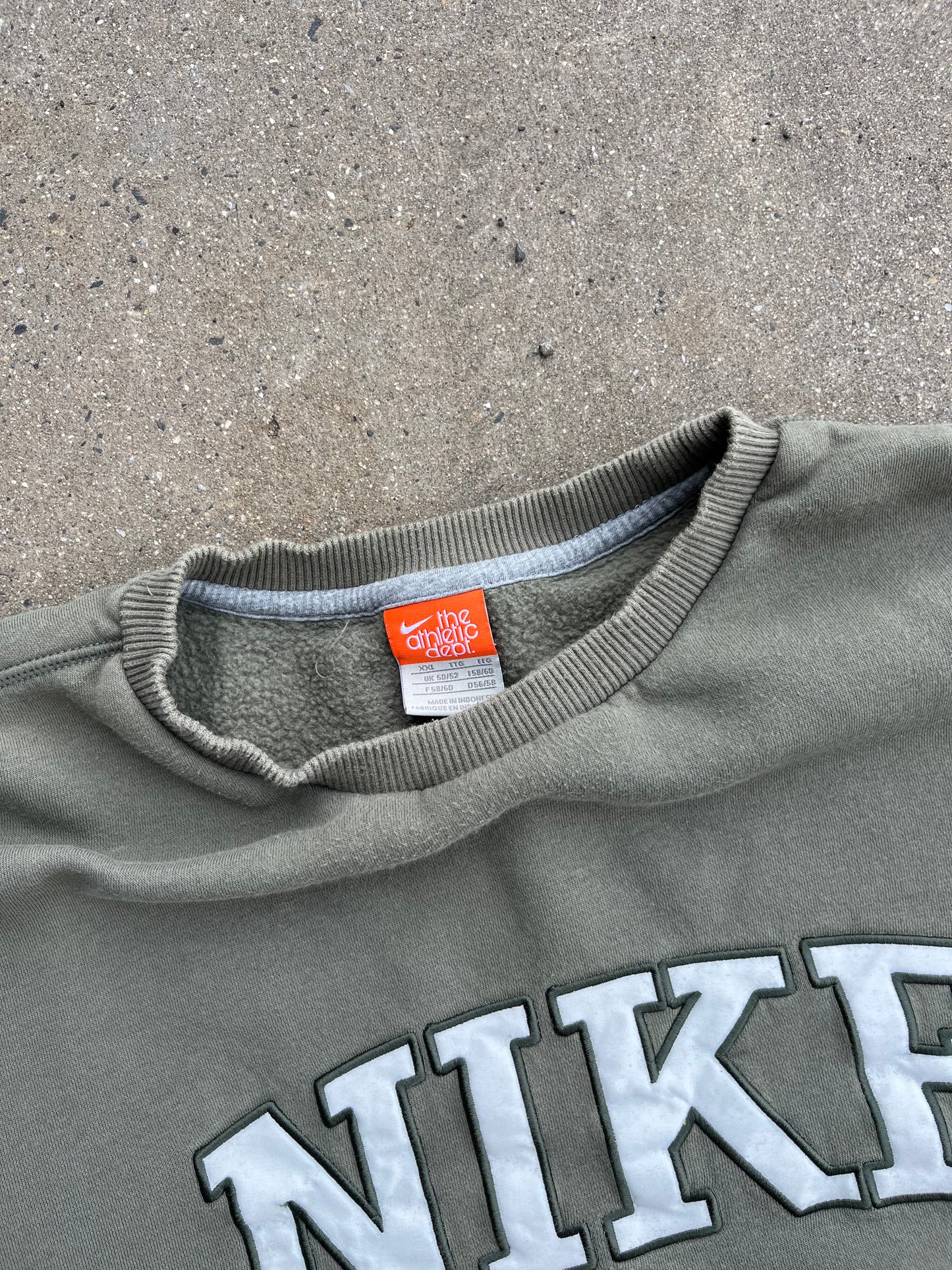 NIKE Spellout Sweater