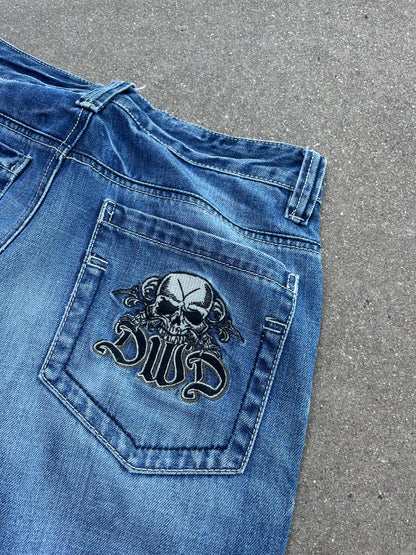 Embroidered baggy jeans