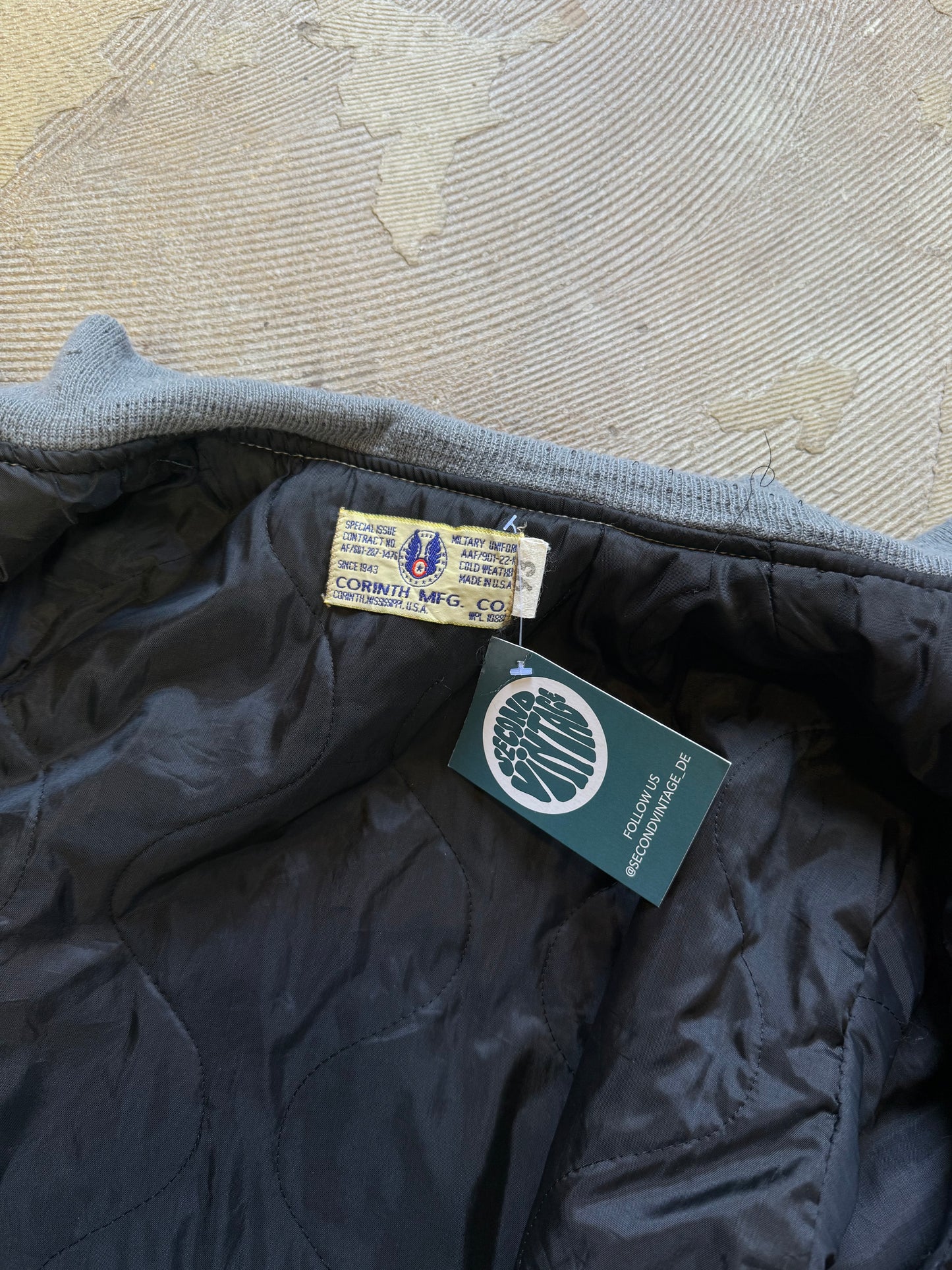 vtg us army cropped rare bomber jacket