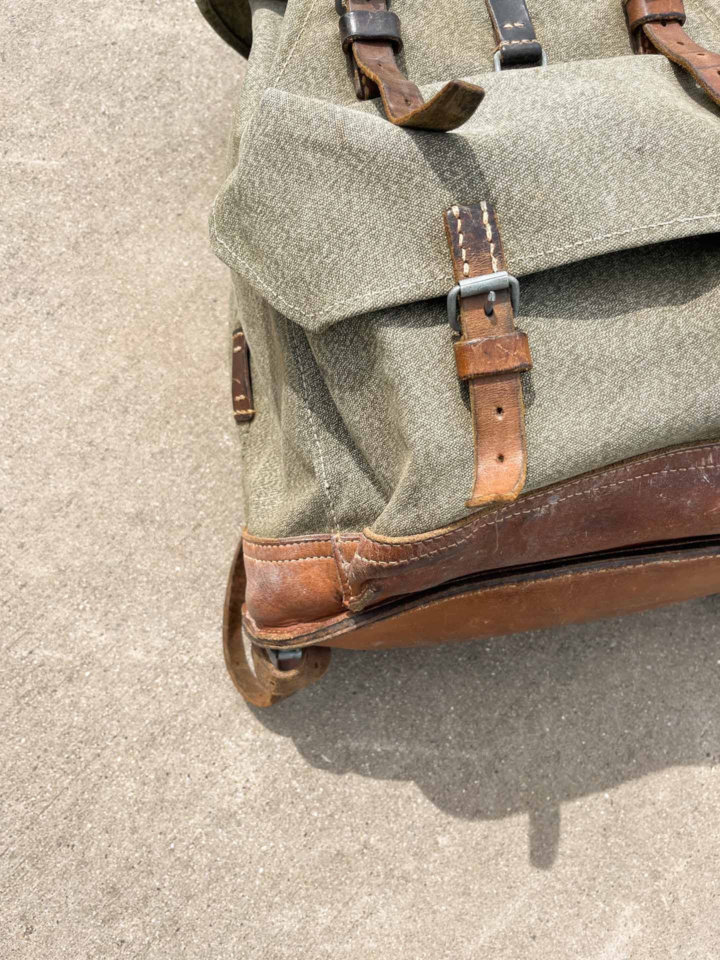 Swiss Army Salt & Pepper 1963 backpack