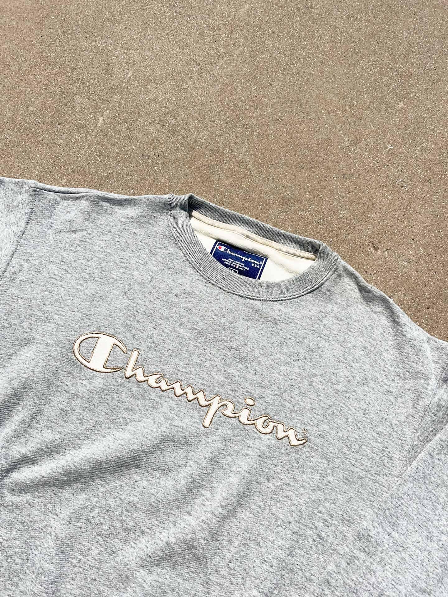 Champion Spellout Sweater - secondvintage