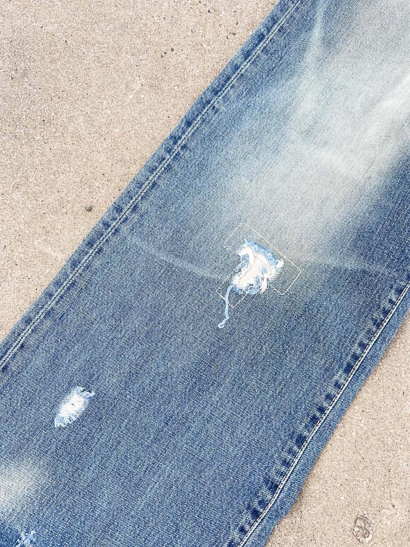 Crazy faded buckleback Levi’s Denim - secondvintage