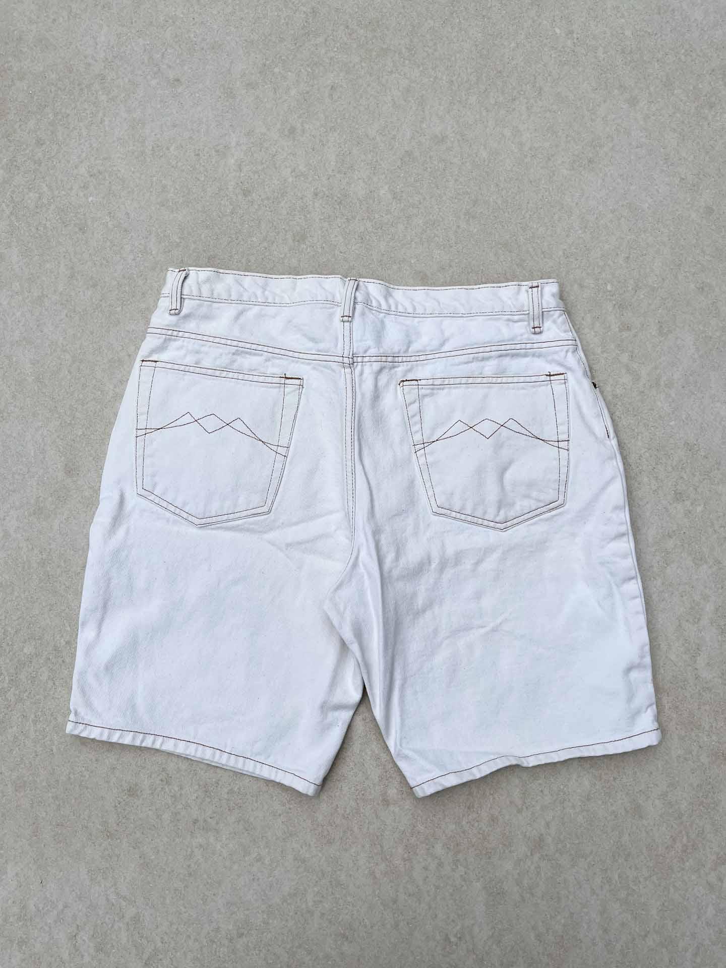 Fade Out (90s C&A) white jorts - secondvintage