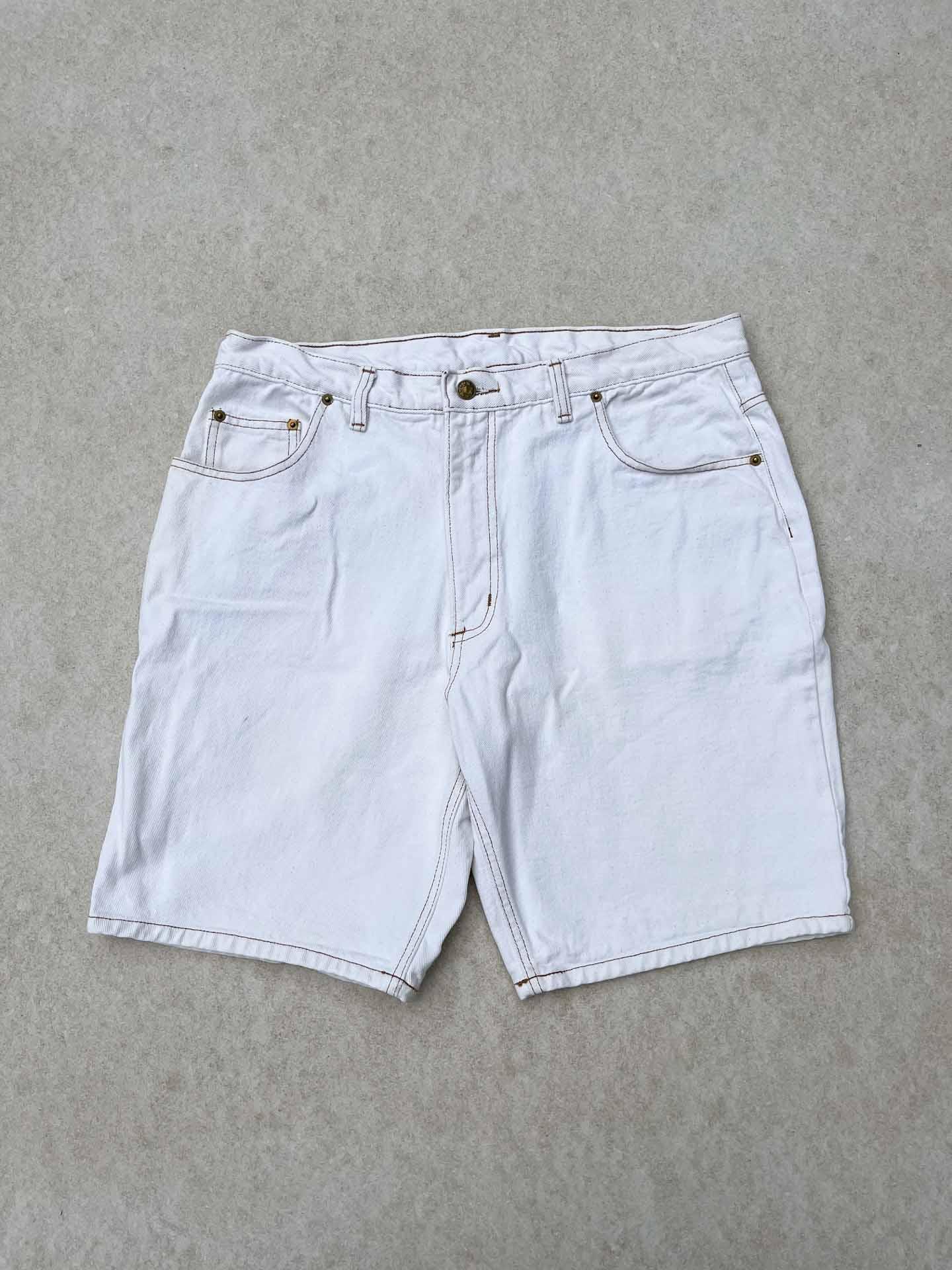 Fade Out (90s C&A) white jorts - secondvintage