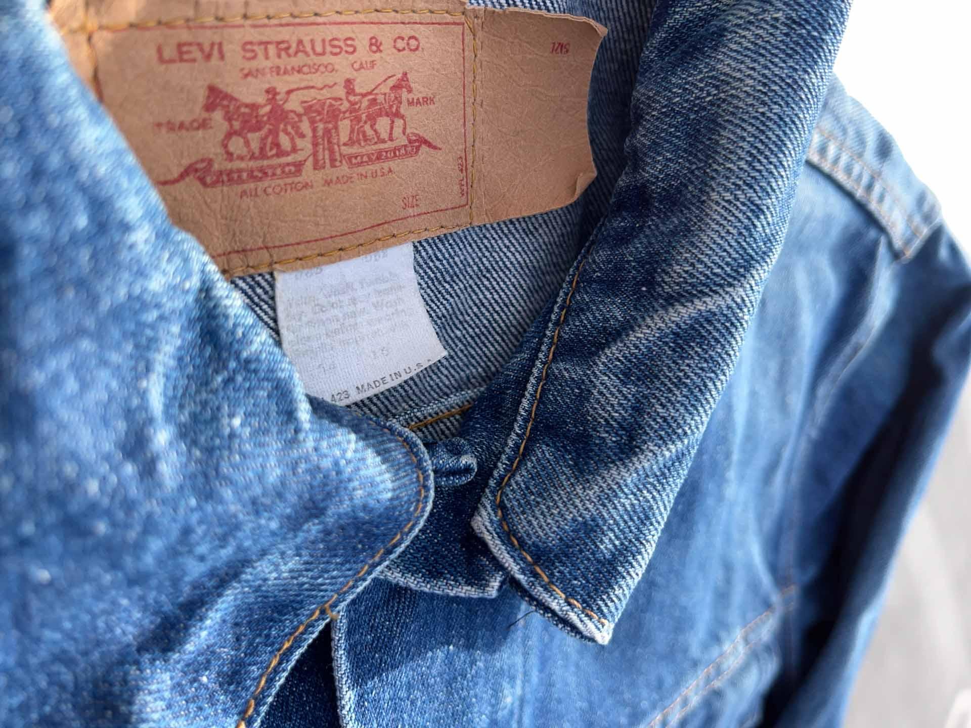 Levi’s (crazy) faded denim jacket (made in U.SA) - secondvintage